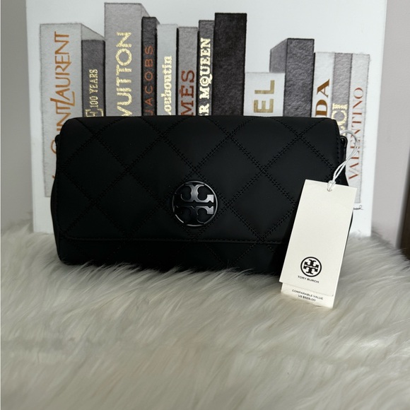 NWT Tory Burch Willa Matte Black Flap Shoulder Bag - Picture 2 of 10